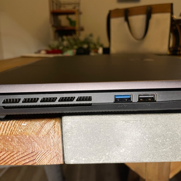 MSI Pulse GL66 11UCK-1250 gaming laptop - Picture 4 of 11